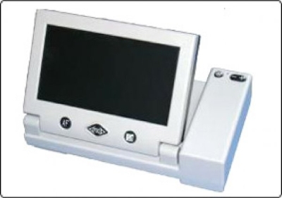 The Strix Handheld, Full Colour Electronic Magnifier